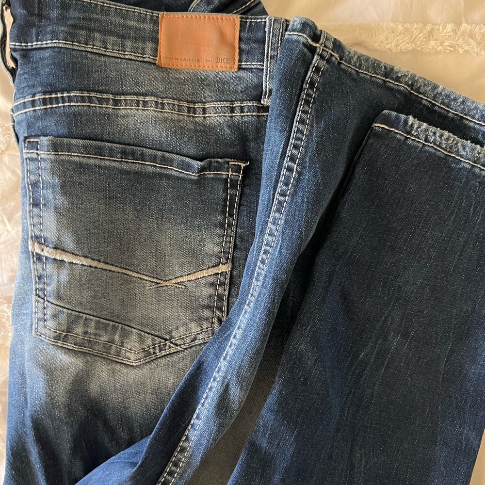 BKE Gabby High Rise Curvy Fit 29 crop jean